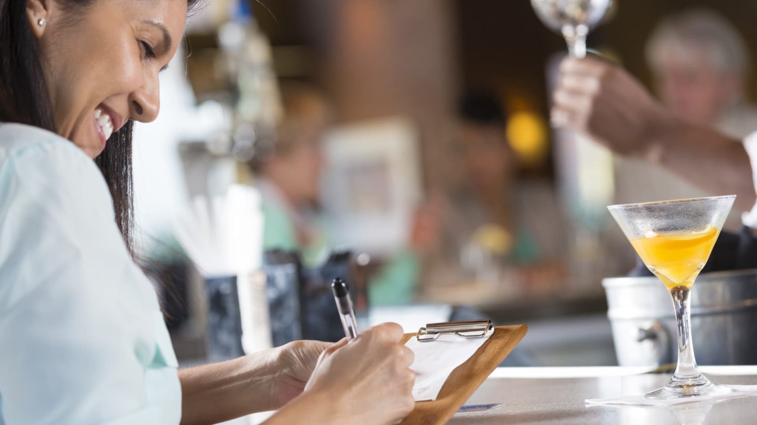 Etiquette expert: The No. 1 place people still tip 20%—even though they don’t have to