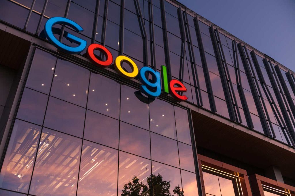 Google Q2: Seeing Early Signs Of Online Advertising Recovery, Upgrading To Buy (GOOG)