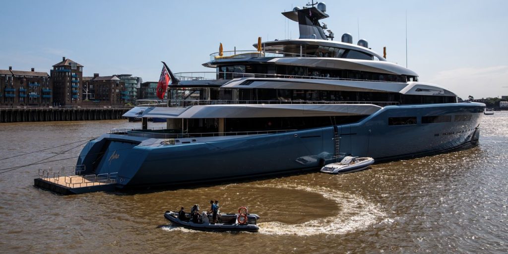 British billionaire owner of Tottenham football club charged with ‘brazen’ insider trading