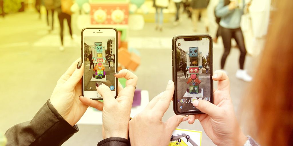 Alphabet Stock Surges and Snap Falls. Why Ad Recovery Isn’t Helping Both.