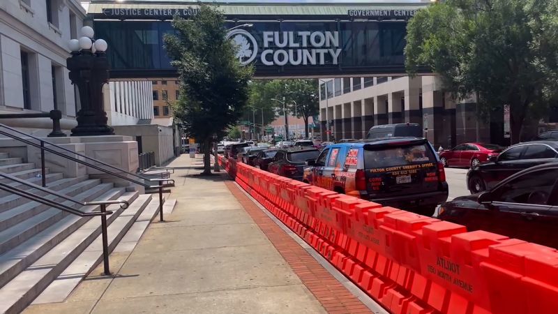 Barricades placed outside Fulton County courthouse ahead of possible Trump charges