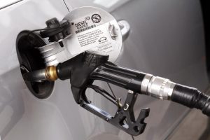 Analysis-Bumpy road ahead for US gasoline demand and energy transition