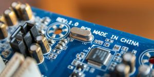 Opinion: U.S. and Europe are finding that breaking up with China is hard to do