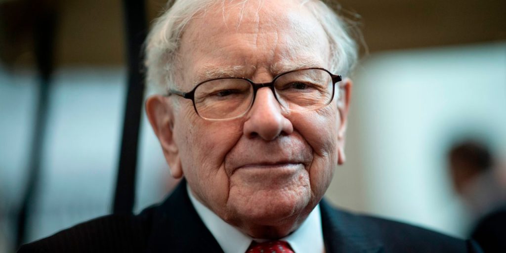 Buffett Not Worried about Fitch Downgrade, Says Berkshire Keeps Buying T-Bills