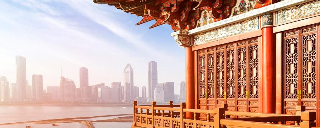 July Services PMI Increases As Diners Dine Out