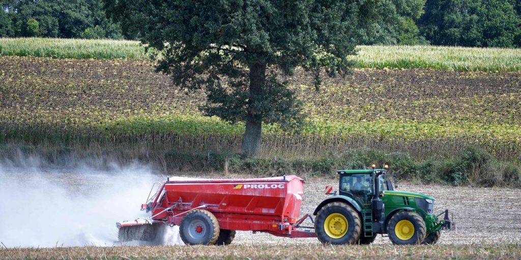 U.S. productivity rallies in the spring and points to easing inflation