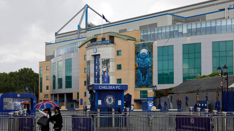 Chelsea owners hold talks with Ares over raising funds