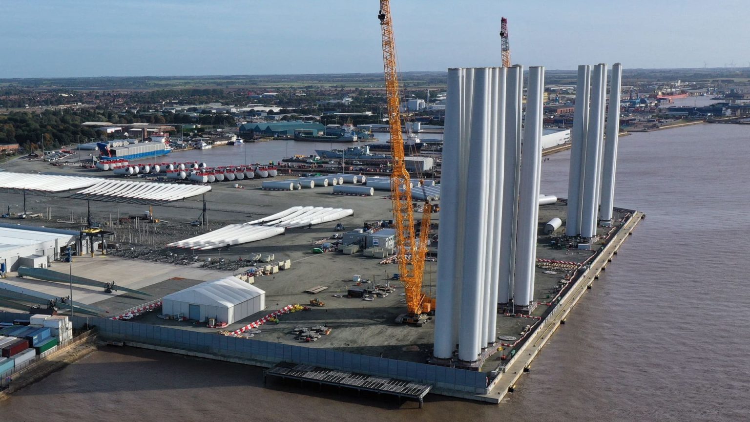 Turbine troubles have sent wind energy stocks tumbling — and a slew of issues remain