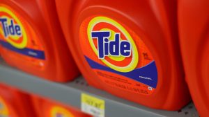 Procter & Gamble tops earnings, revenue estimates even as volume falls again