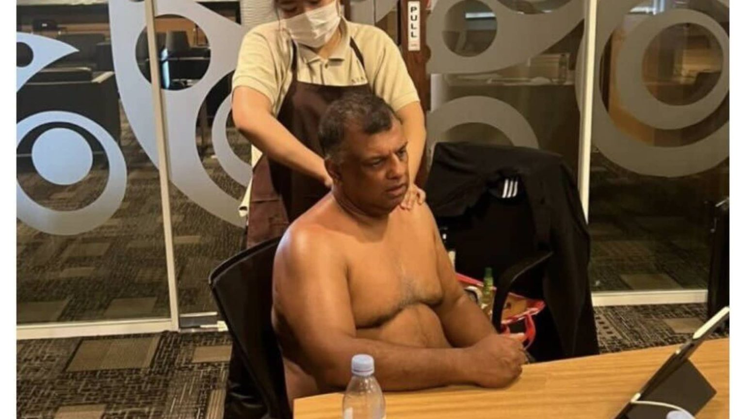 AirAsia CEO Tony Fernandes criticized for LinkedIn post showing topless massage during meeting
