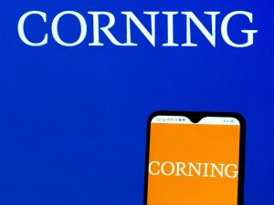 What’s Next For Corning Stock After A 13% Fall In A Month?