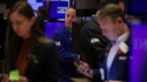 US markets sink as tech stocks sell off