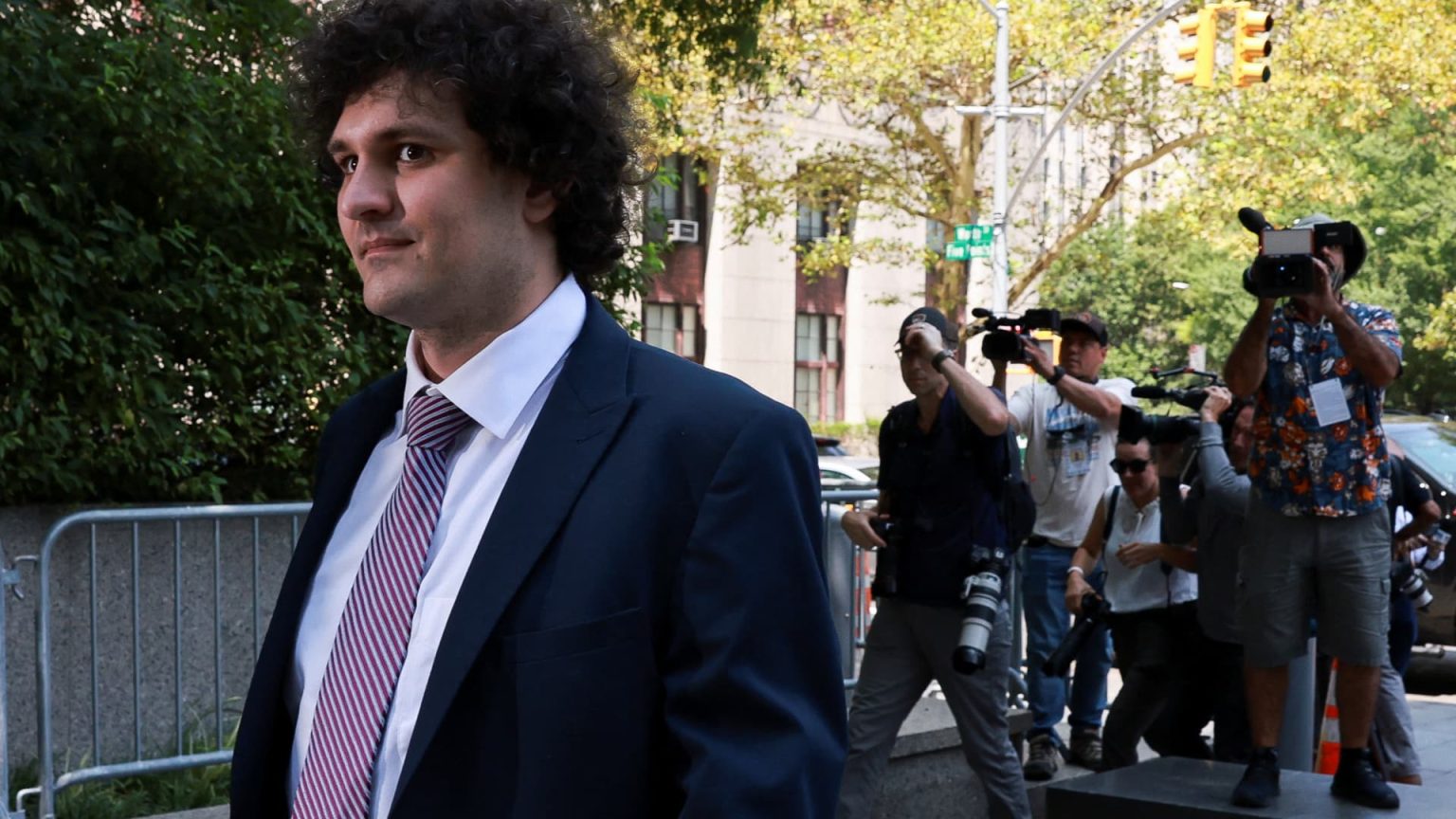 Jurors in Sam Bankman-Fried criminal trial begin deliberations