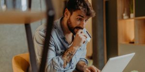 Credit-card, auto-loan ‘stress’ rises as U.S. consumers fall behind on payments