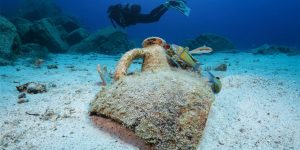 A dip-buying year awaits investors in 2024 as S&P 500 finds ‘true bottom,’ says this Wall Street bank