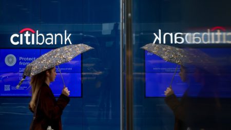 Big US banks add $600bn in value as deregulation spurs gains